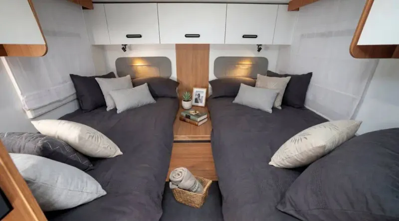 Chausson 777